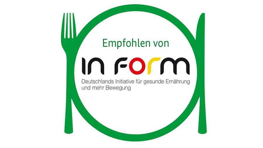 Logo rund mit Messer und Gabel in grün und IN FORM Schriftzug "Empfohlen von IN FORM"